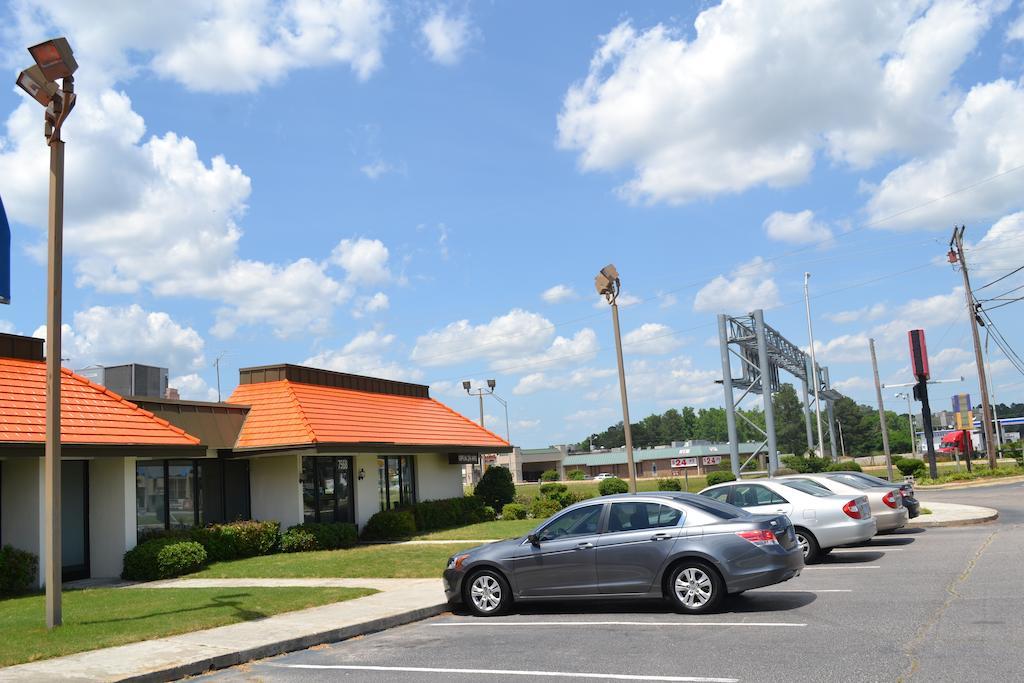 Super 8 By Wyndham Rocky Mount I-95 Exit 145 Hotel Battleboro Kültér fotó