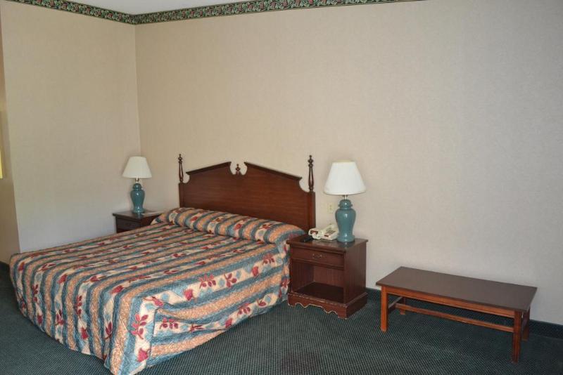 Super 8 By Wyndham Rocky Mount I-95 Exit 145 Hotel Battleboro Kültér fotó